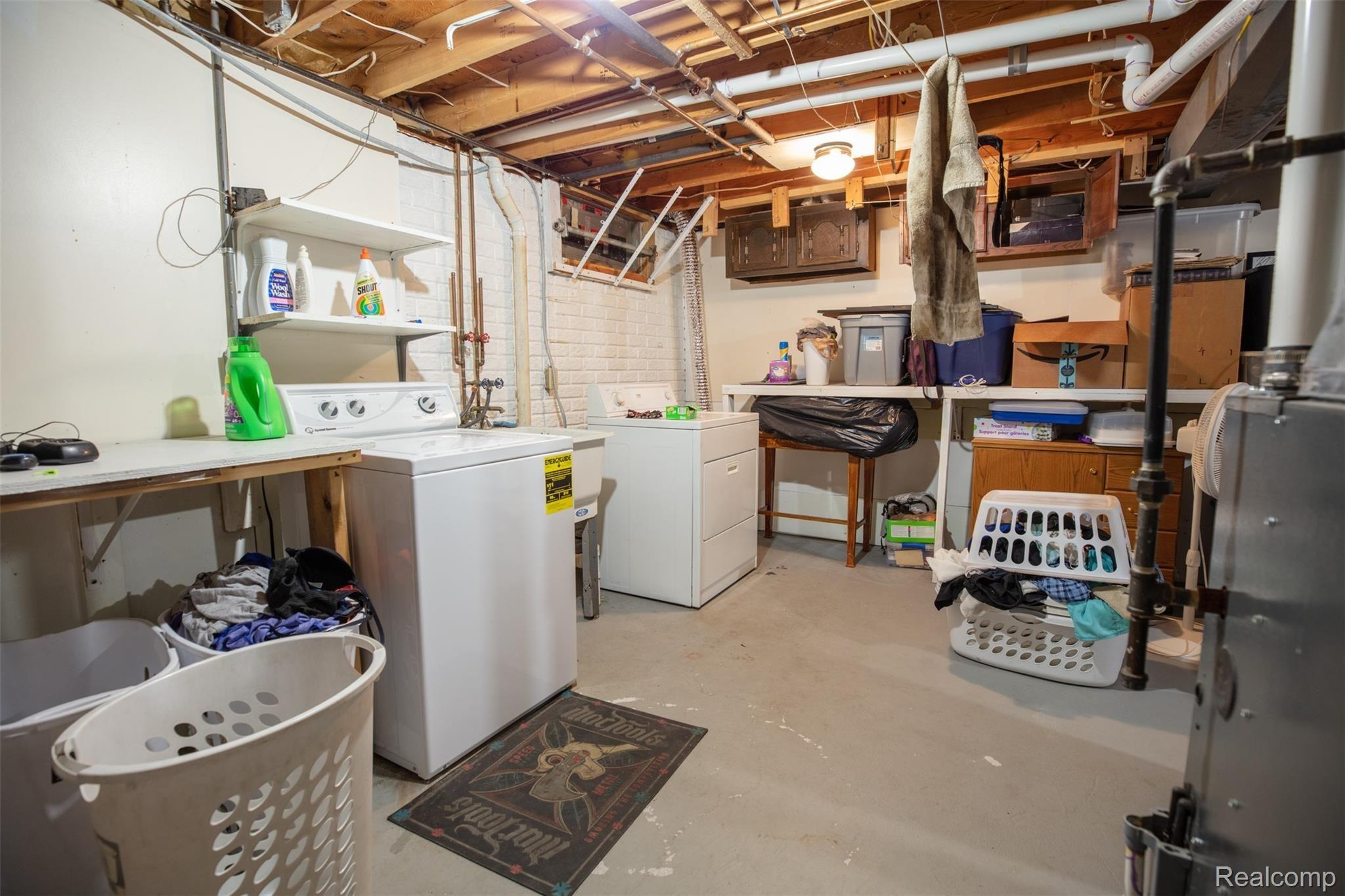 6245 Calkins Road Flint, MI 48532 - Photo 21 of 24 BPF_8503.jpg