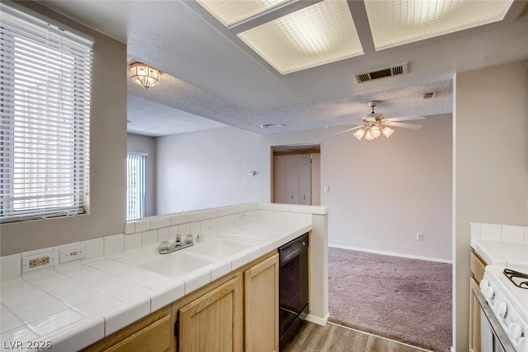 7100 West Pirates Cove Road, Unit 2093 Las Vegas, NV 89145 - Photo 11 of 23
