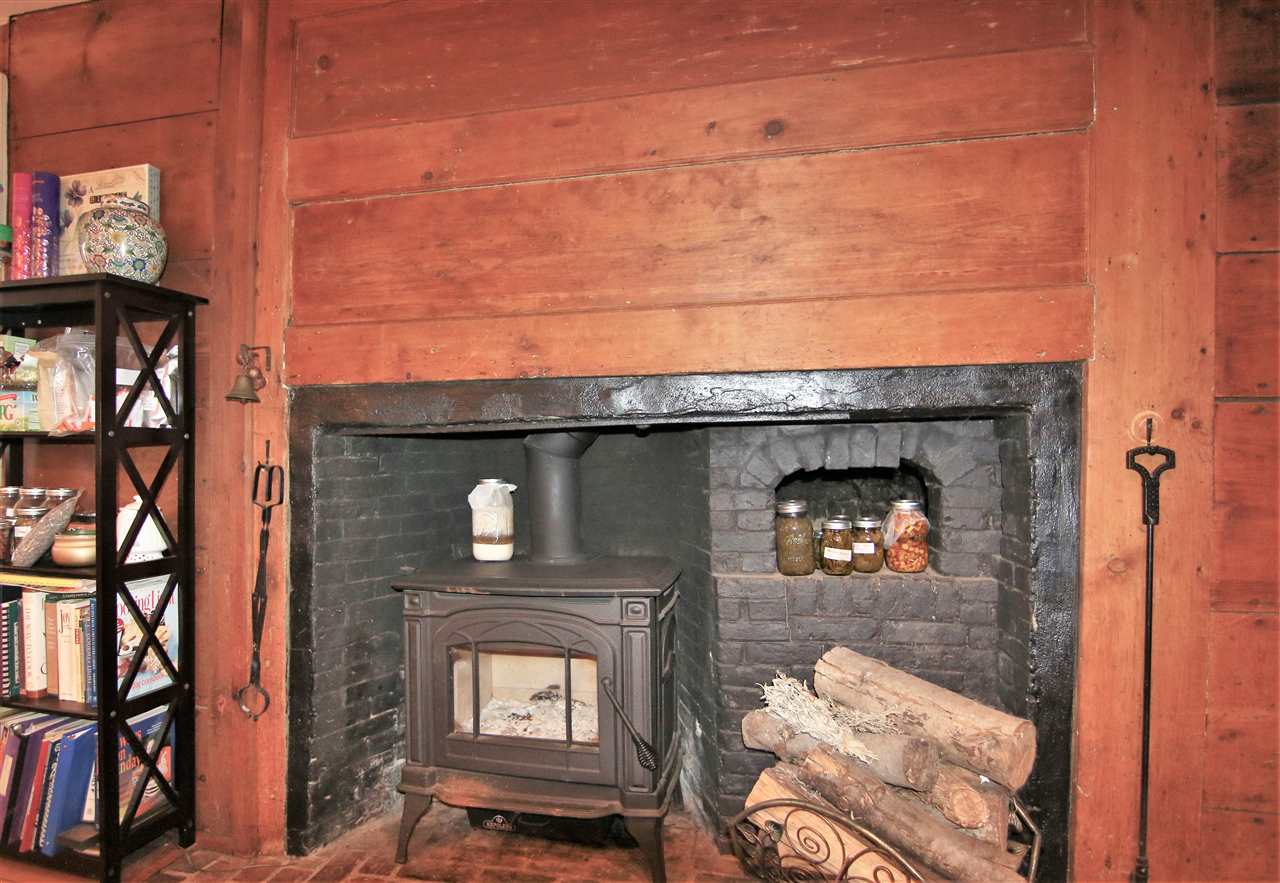 1998 Hopkinton Road Hopkinton, NH 03229 - Photo 9 of 35
