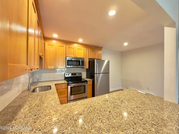 $2,300 | 1320 Highway 71, Unit 206, Belmar, NJ 07719