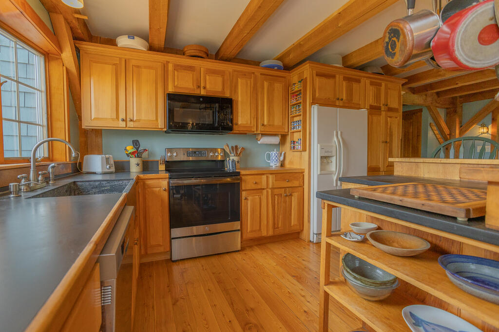 158 Savage Road Farmington, ME 04938 - Photo 10 of 74 sandyriverrealty-6