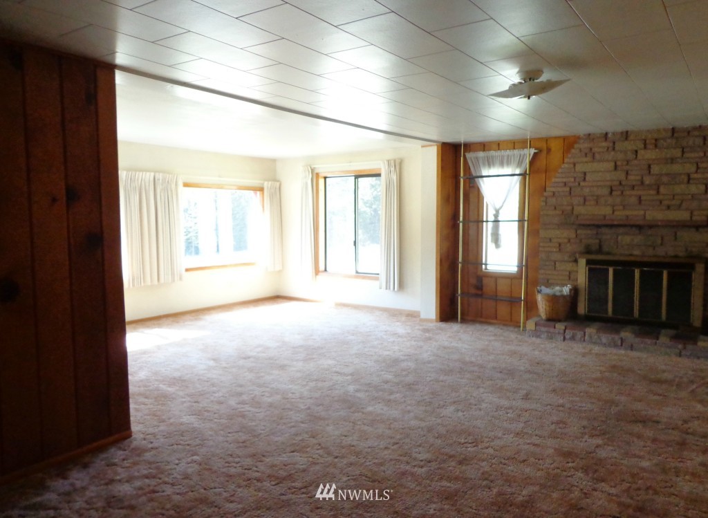 31171 State Rte 20 Republic, WA 99166 - Photo 2 of 24