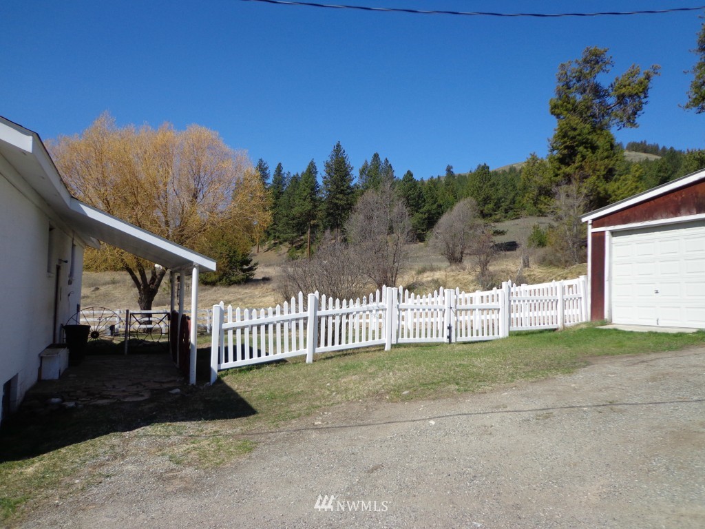 31171 State Rte 20 Republic, WA 99166 - Photo 18 of 24