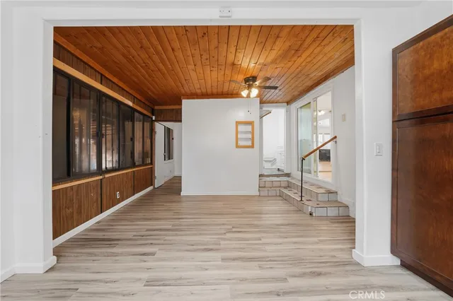 $599,999 | 1724 East 10th Street, Long Beach, CA 90813