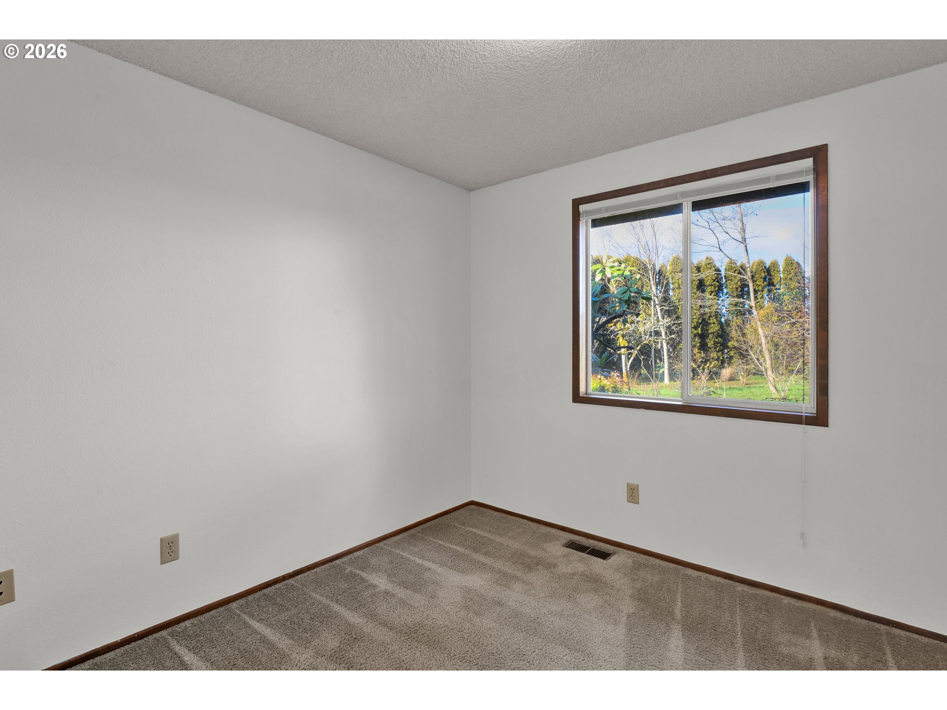 27366 4th Street Junction City, OR 97448 - Photo 11 of 48 Bedroom