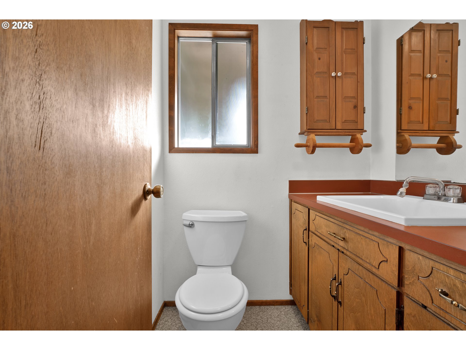 27366 4th Street Junction City, OR 97448 - Photo 26 of 48 Bathroom