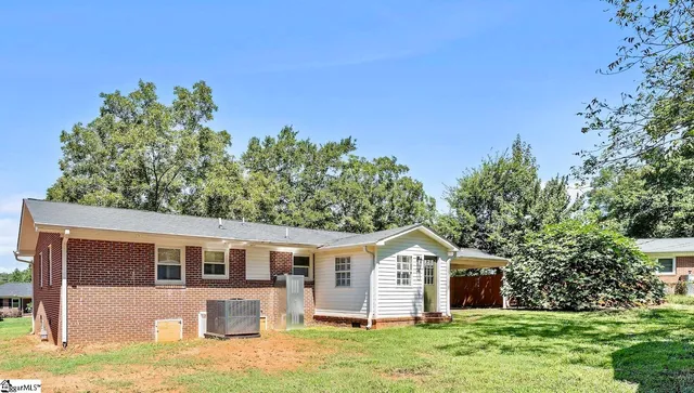 $249,900 | 203 Fernwood Circle, Anderson, SC 29626