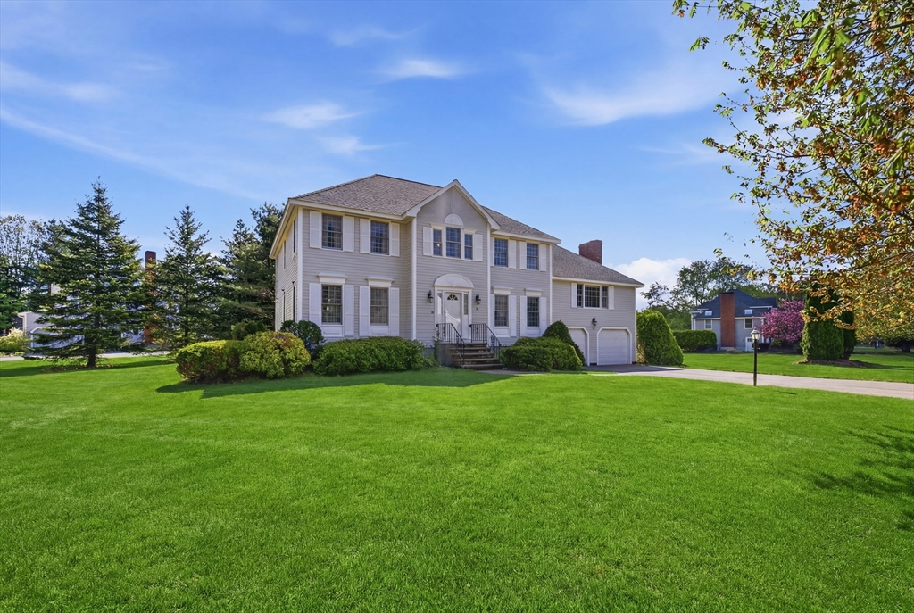 2 Stouffer Circle Andover, MA 01810 - Photo 3 of 41