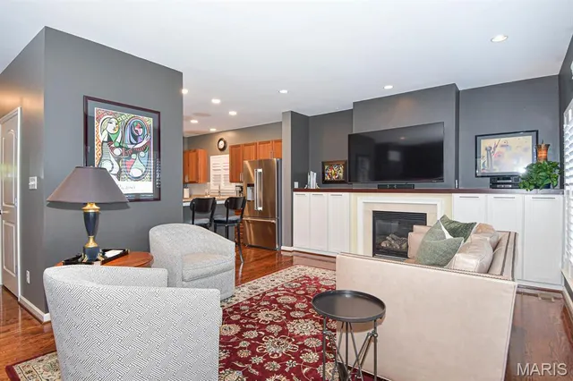 $3,200 | 2126 Franz Park Street, St. Louis, MO 63139