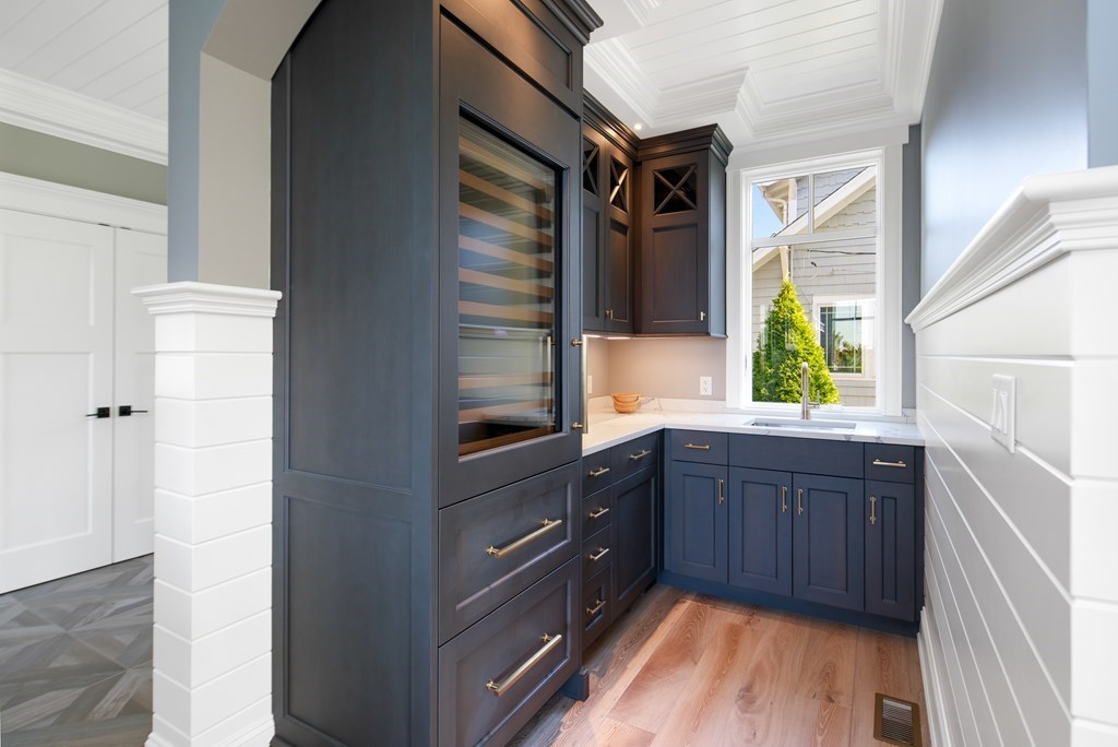 25 Cushing Avenue Hingham, MA 02043 - Photo 14 of 41