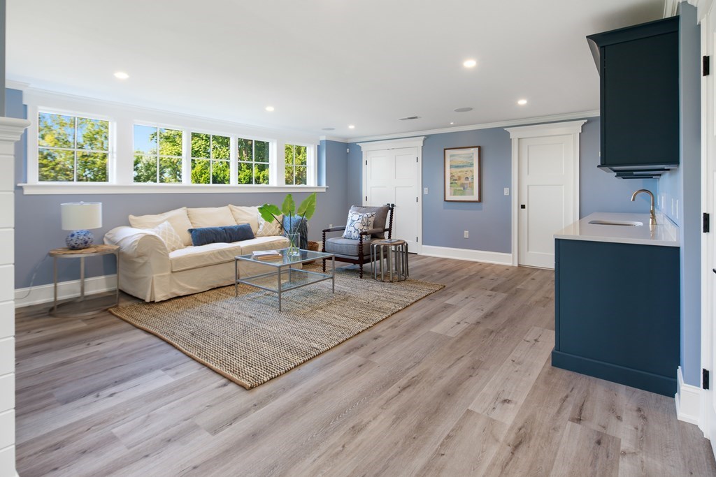 25 Cushing Avenue Hingham, MA 02043 - Photo 38 of 41