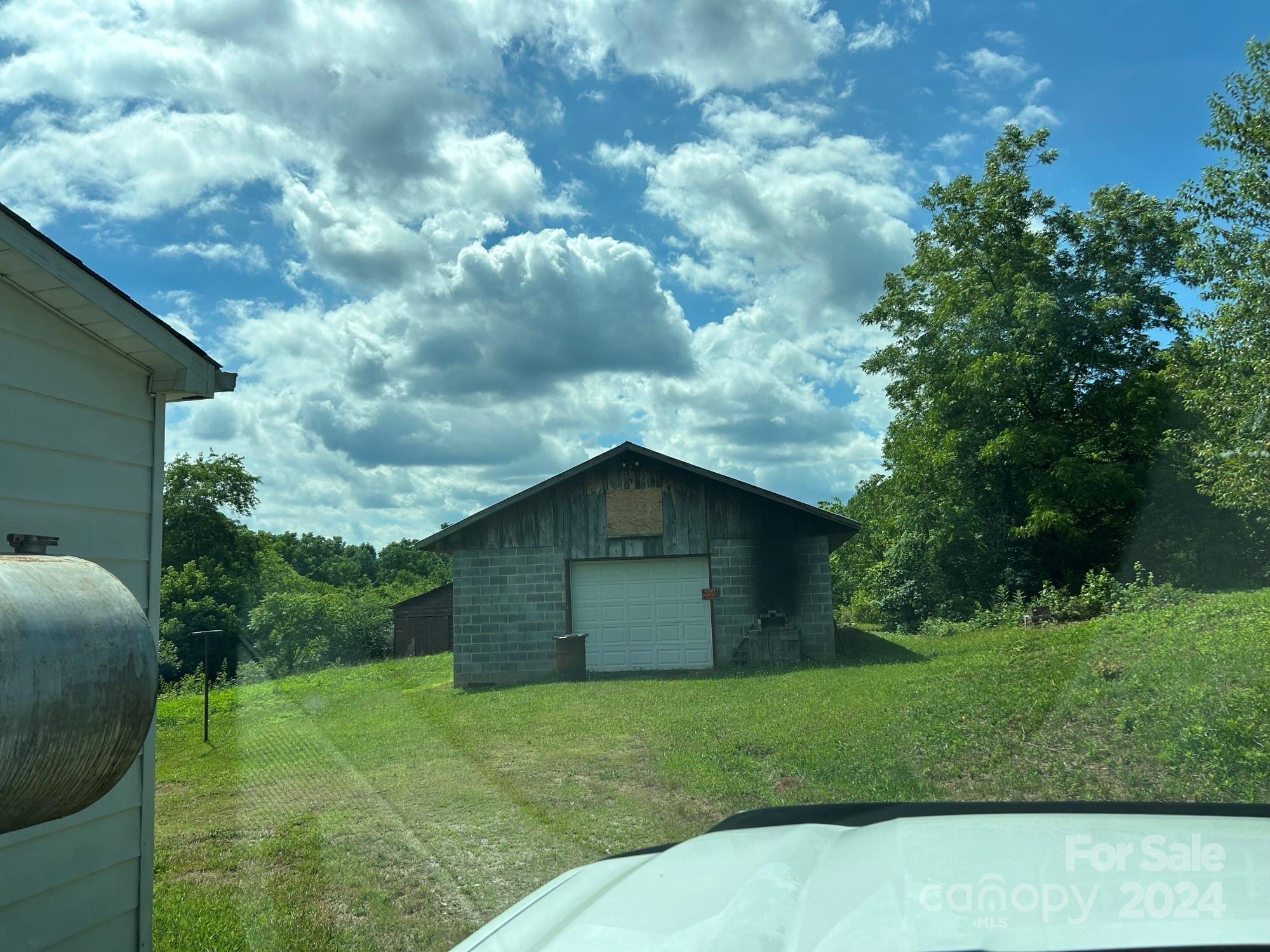 2846 Huffman Road Lenoir, NC 28645 - Photo 3 of 13