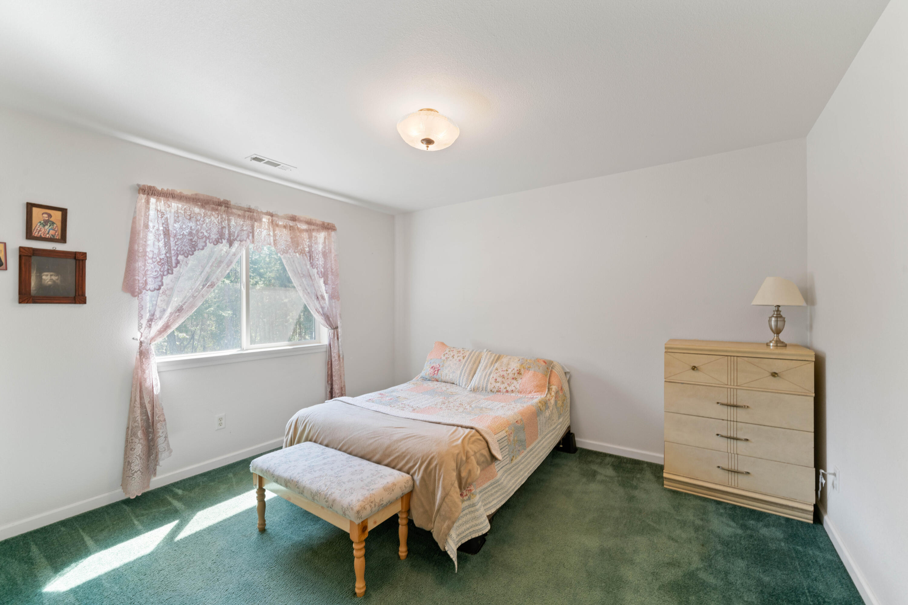4179 Ditch Creek Road Rogue River, OR 97537 - Photo 18 of 50 Bedroom
