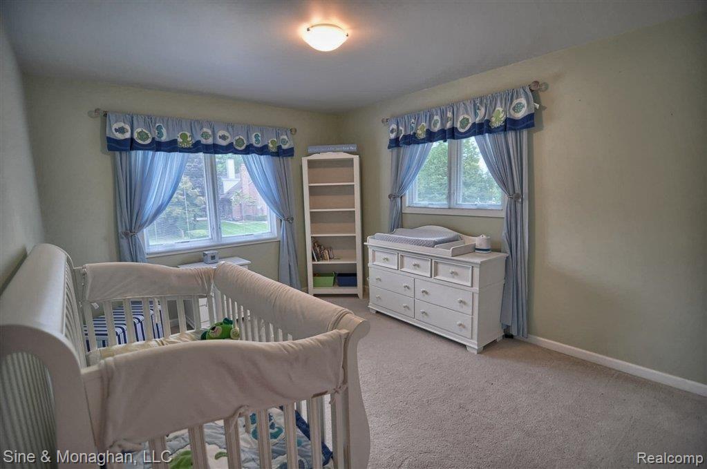 5 Hampton Road Grosse Pointe, MI 48236 - Photo 17 of 28 2nd Bedroom.jpg