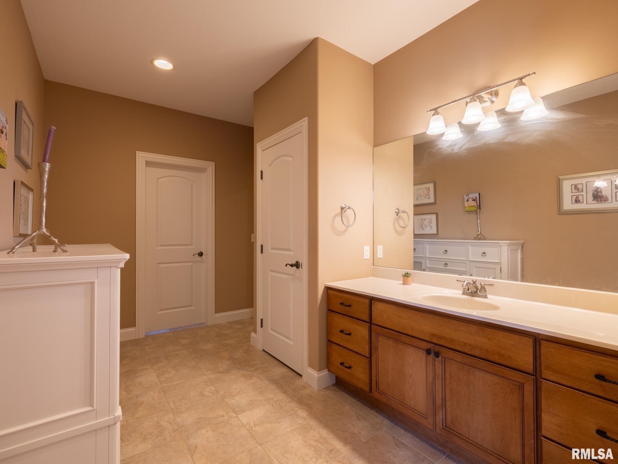 2422 West Augusta Drive Dunlap, IL 61525 - Photo 46 of 88