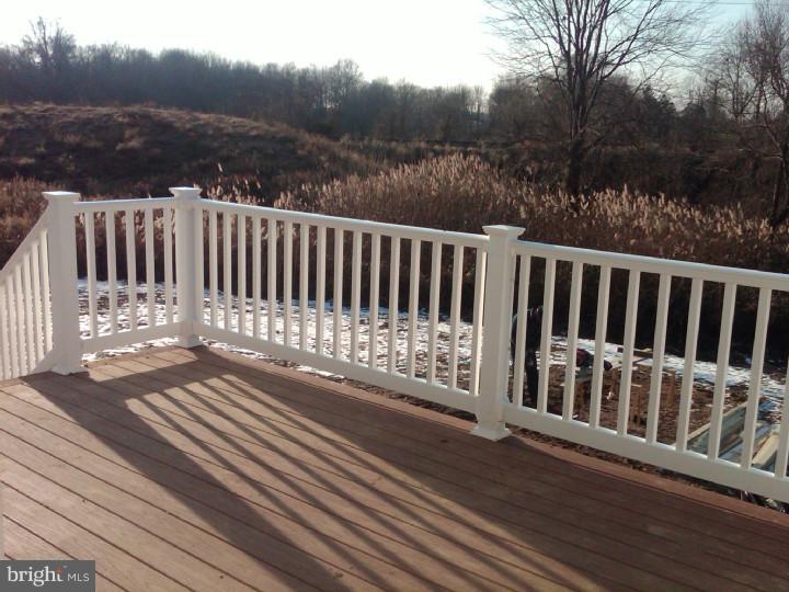 54 West Goldinger Road Dover, DE 19904 - Photo 12 of 23 Deck