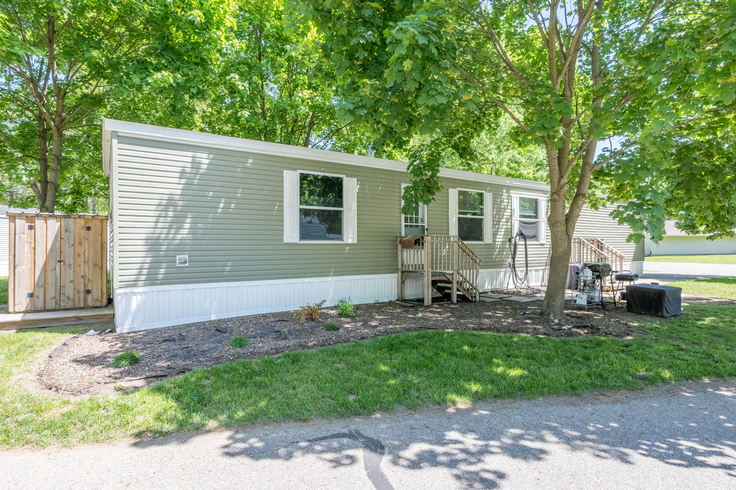 3538 Cedar Road Twin Lake, MI 49457 - Photo 26 of 37 Exterior - Front