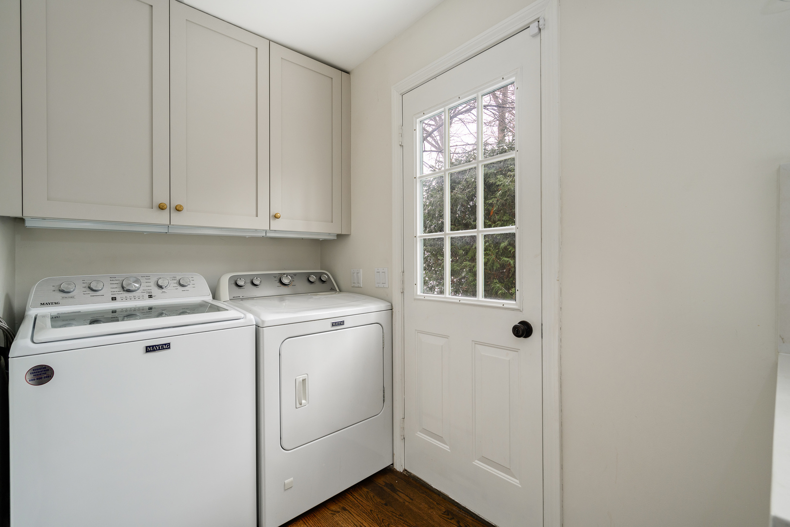 901 Glenwood Road Glenview, IL 60025 - Photo 12 of 43