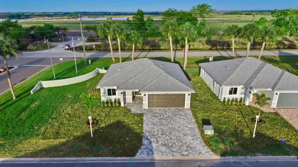 $329,900 | 4335 Southwest 15th Way, Okeechobee, FL 34974