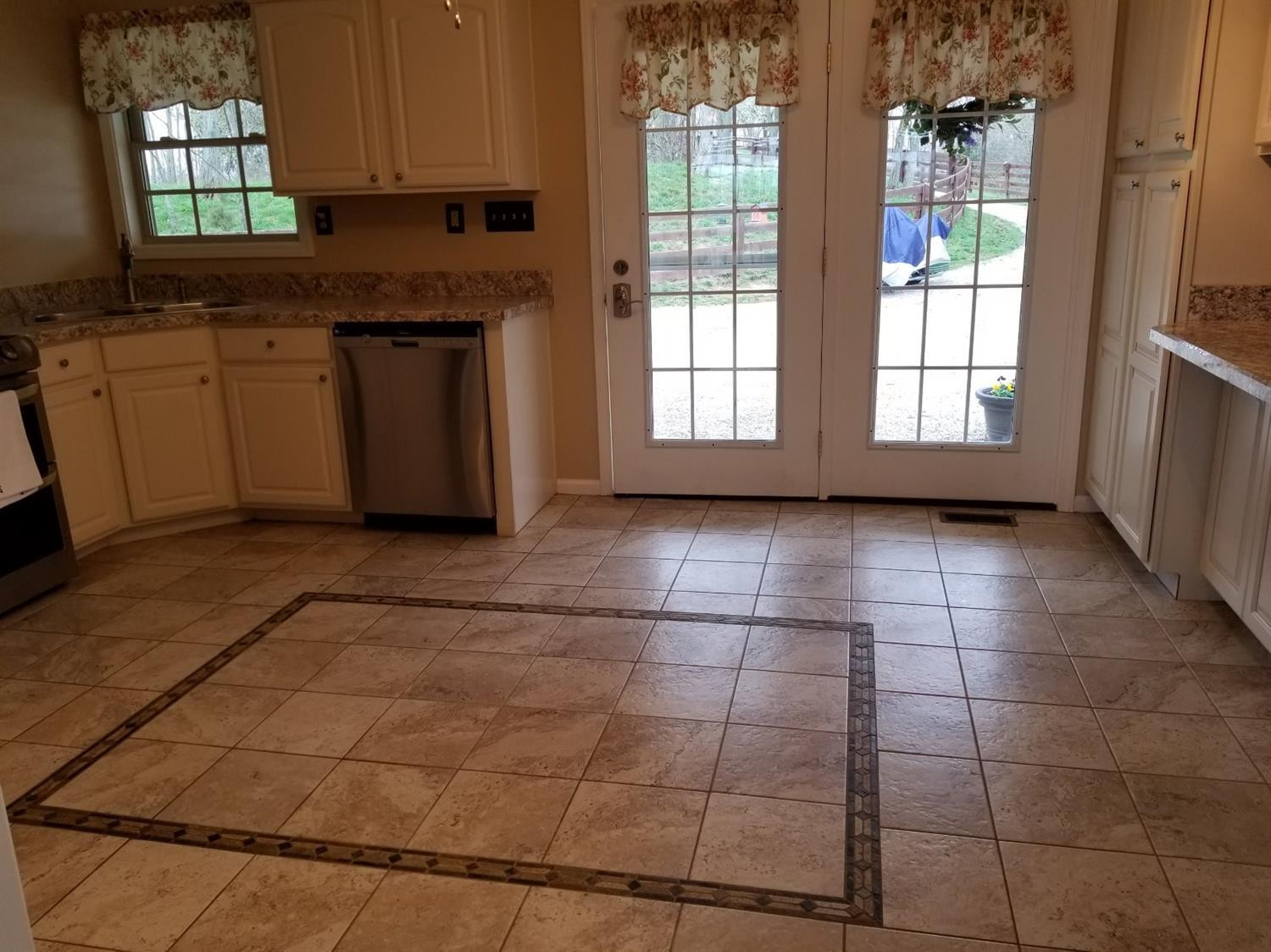 1111 Aaron Barnett Road Lawrenceburg, KY 40342 - Photo 15 of 84 Photo 15