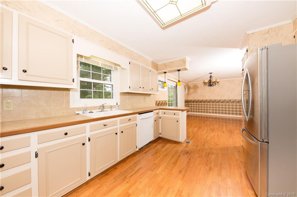 2106 Strawberry Road Rock Hill, SC 29730 - Photo 6 of 24 Gallery Image 6