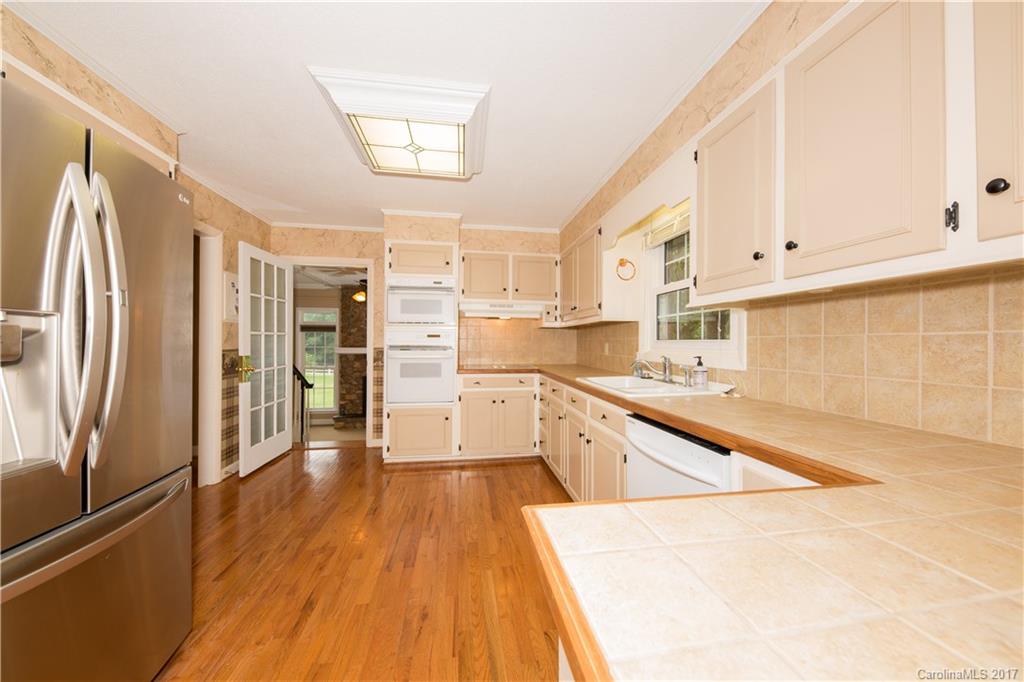 2106 Strawberry Road Rock Hill, SC 29730 - Photo 8 of 24 Gallery Image 8