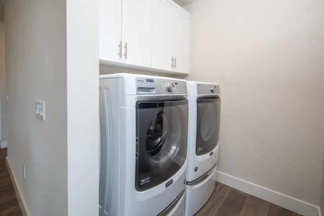 $1,380,000 | 8573 Aspect Drive, San Diego, CA 92108