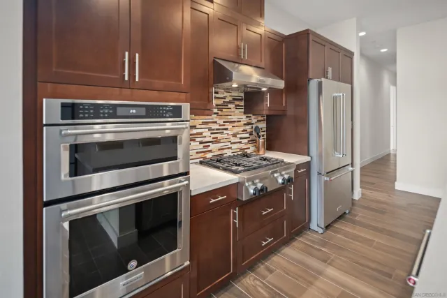 $1,380,000 | 8573 Aspect Drive, San Diego, CA 92108