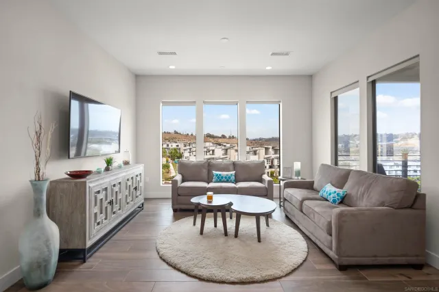 $1,380,000 | 8573 Aspect Drive, San Diego, CA 92108