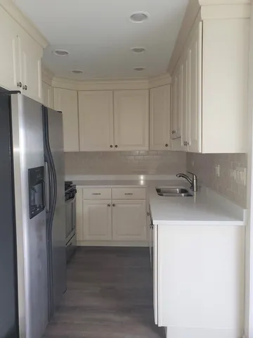 $2,200 | 811 Cambridge Place, Unit 811, Wheeling, IL 60090