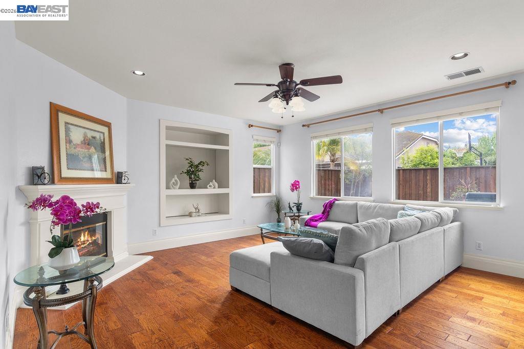 3400 Fallen Oak Drive Modesto, CA 95355 - Photo 6 of 59 a living room with furniture flowerpot and window