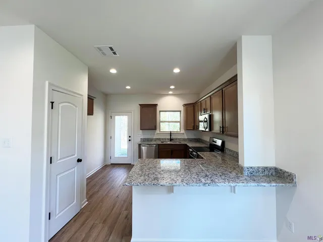 $256,990 | 3737 Retreat Drive, Westwego, LA 70094