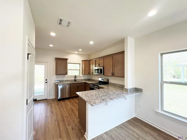 $256,990 | 3737 Retreat Drive, Westwego, LA 70094