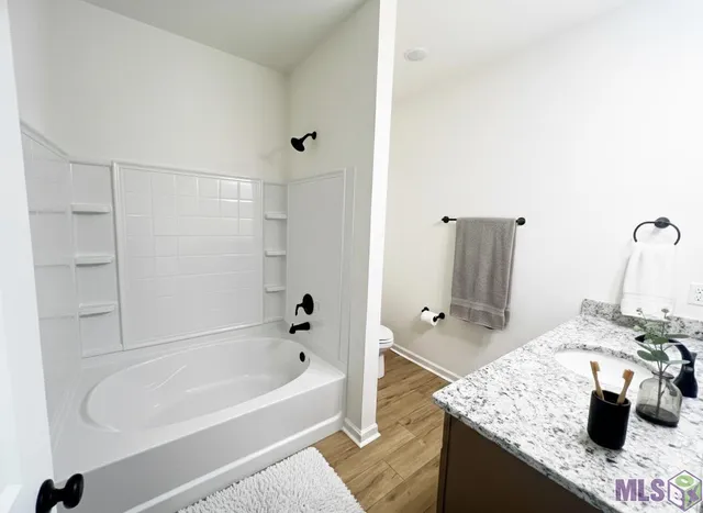 $256,990 | 3737 Retreat Drive, Westwego, LA 70094