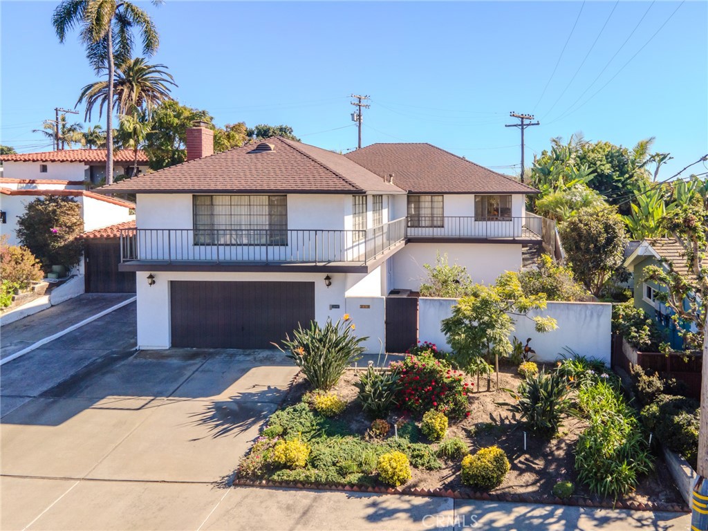 219 Esplanade San Clemente, CA 92672 - Photo 62 of 63 a front view of a house with a yard
