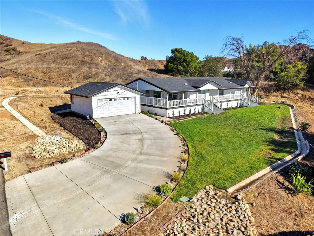 29626 Silver Street Val Verde, CA 91384 - Photo 8 of 51