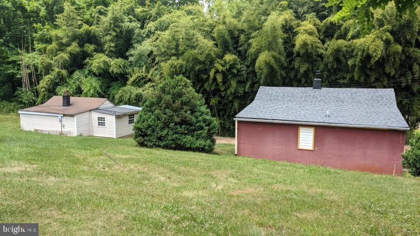 14221 Miller Road Orange, VA 22960 - Photo 5 of 14 Back yard and houses