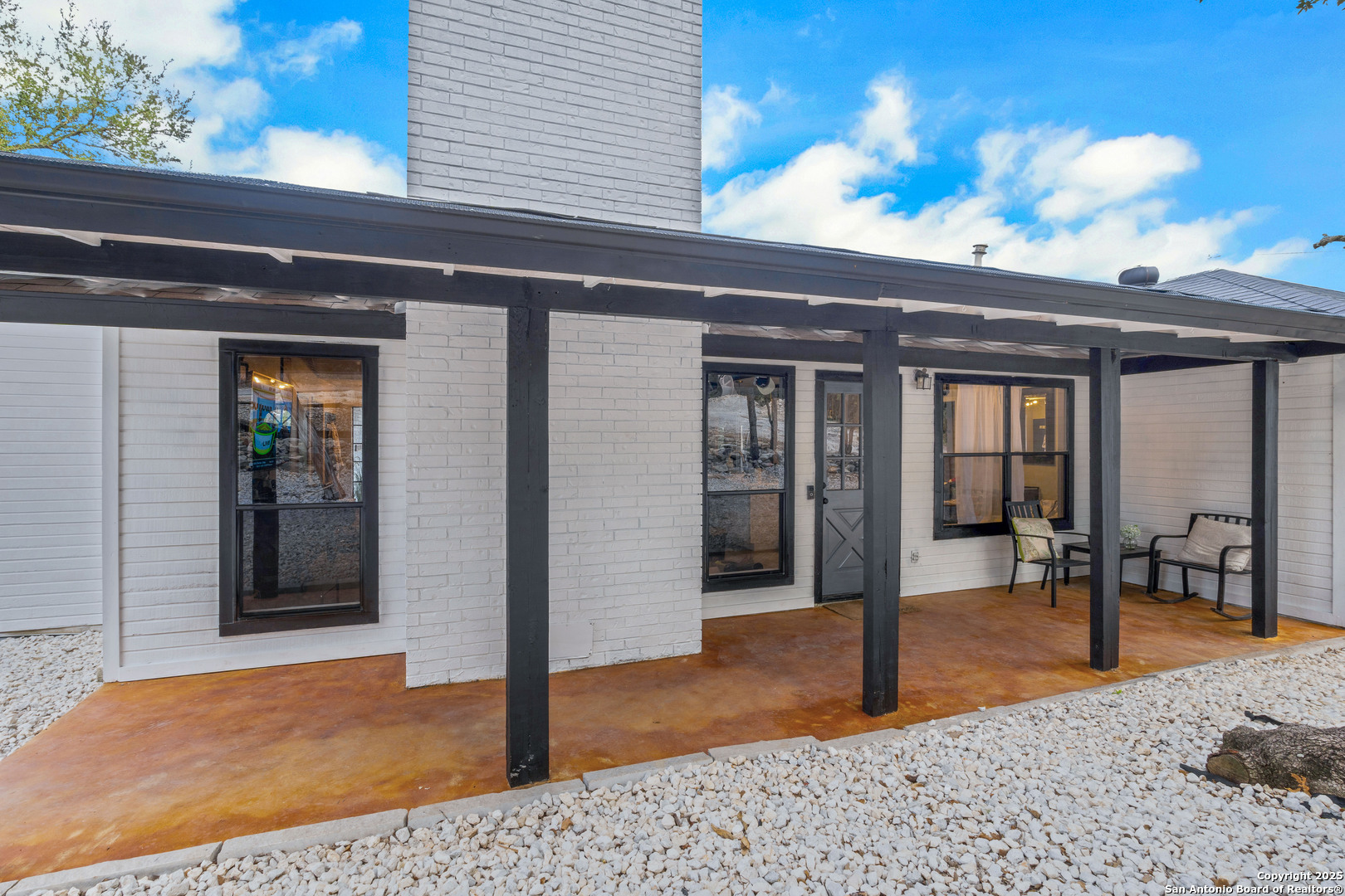2665 Casey Road Bulverde, TX 78163 - Photo 3 of 42 a view of livingroom with patio