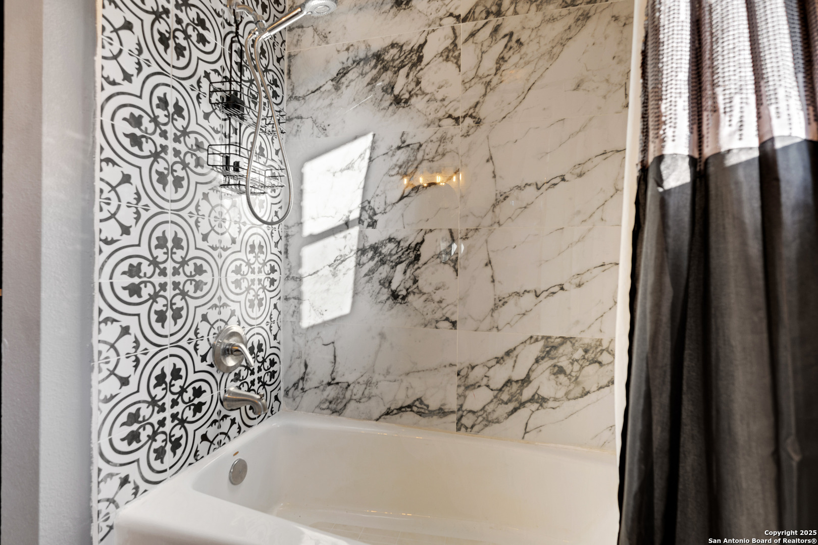 2665 Casey Road Bulverde, TX 78163 - Photo 35 of 42 a bathroom with a bathtub and shower curtain