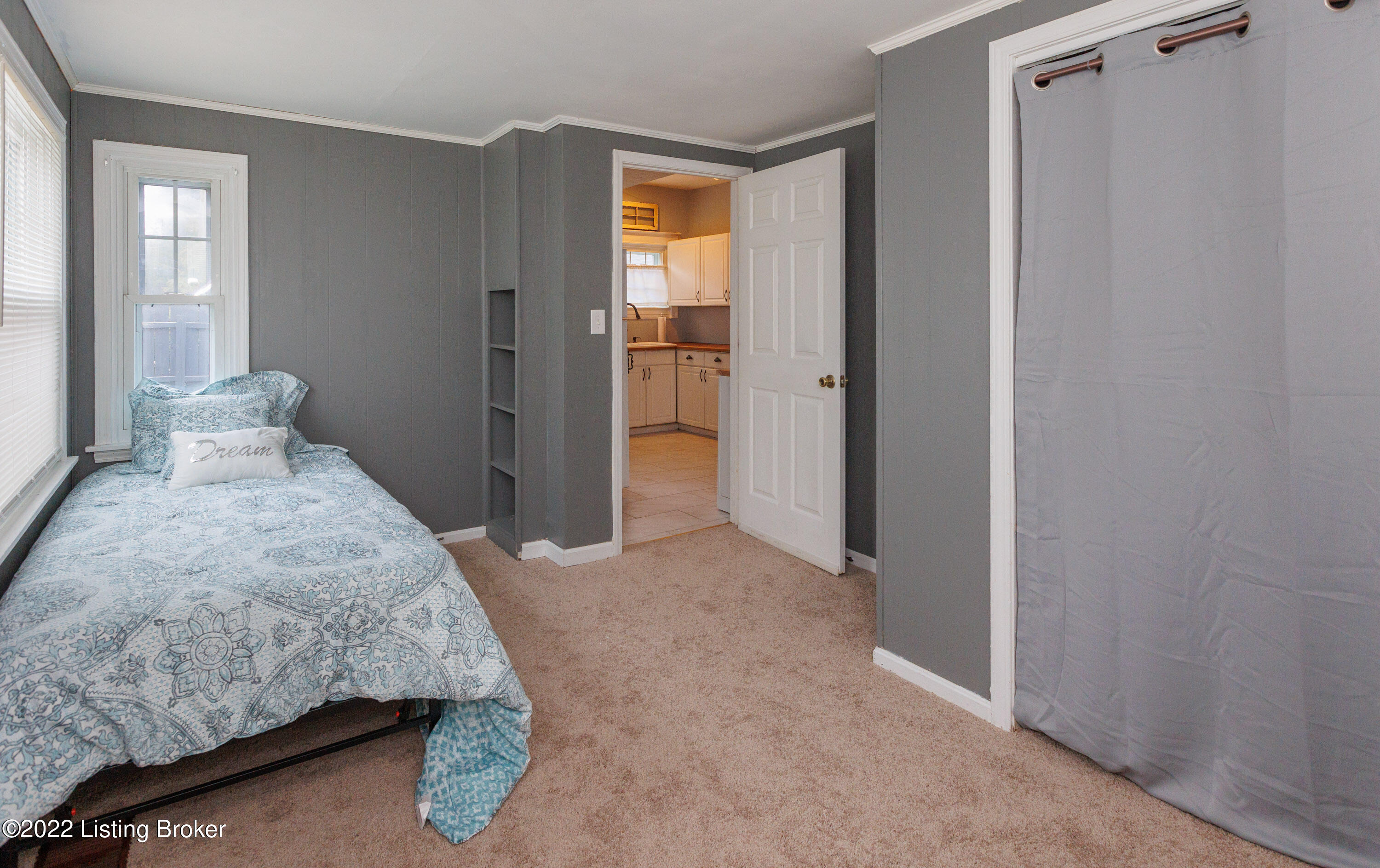802 Reading Road Louisville, KY 40217 - Photo 21 of 24 023