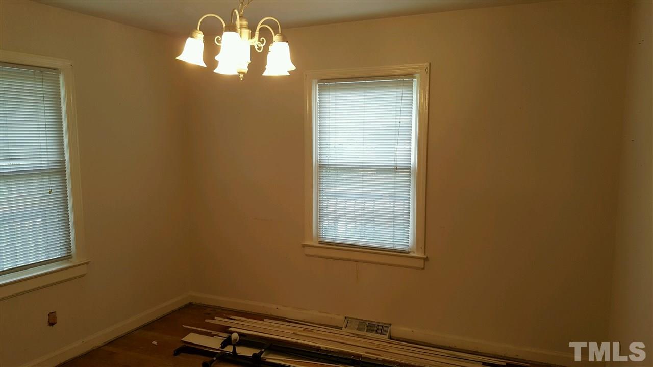 304 Jones Franklin Road Raleigh, NC 27606 - Photo 7 of 10
