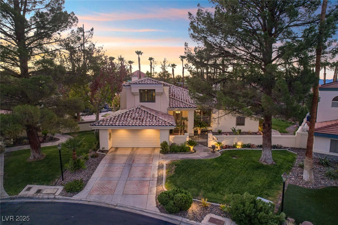 2134 Inverness Drive Henderson, NV 89074 - Photo 32 of 36 Gallery Image 32