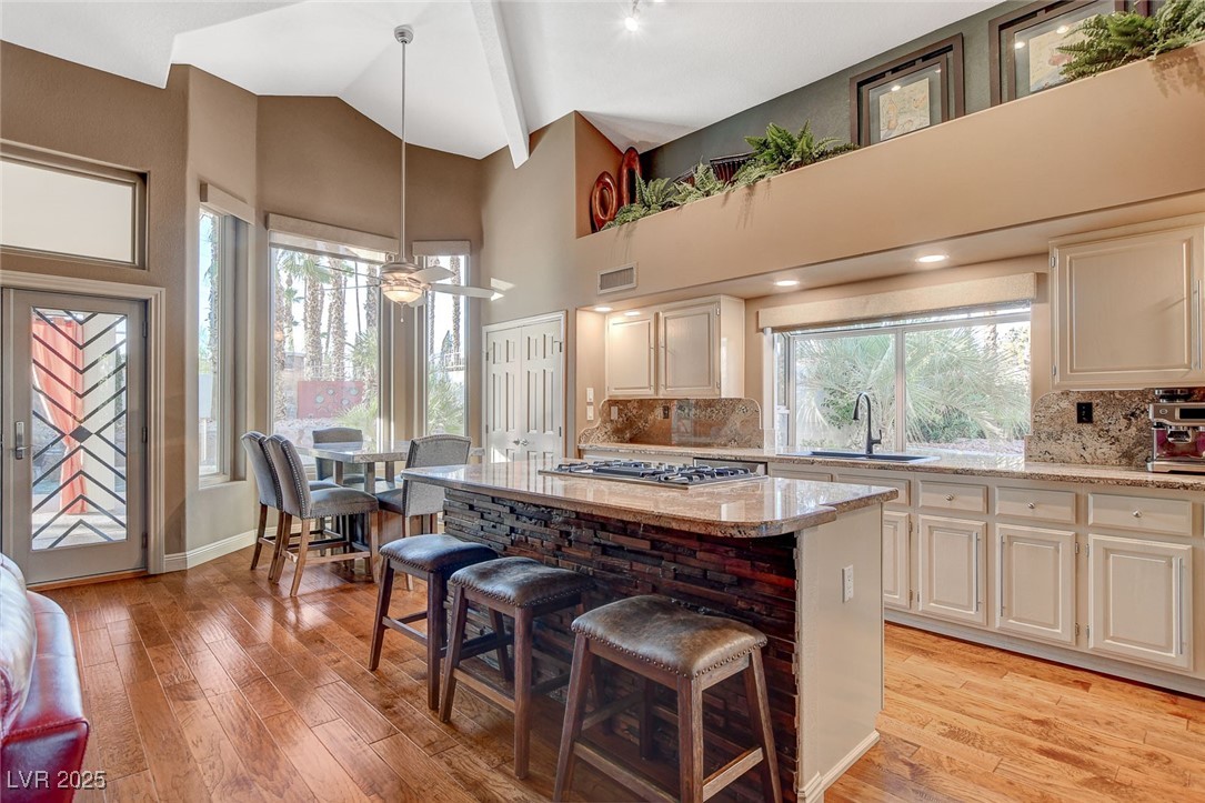 2134 Inverness Drive Henderson, NV 89074 - Photo 8 of 36 Gallery Image 8