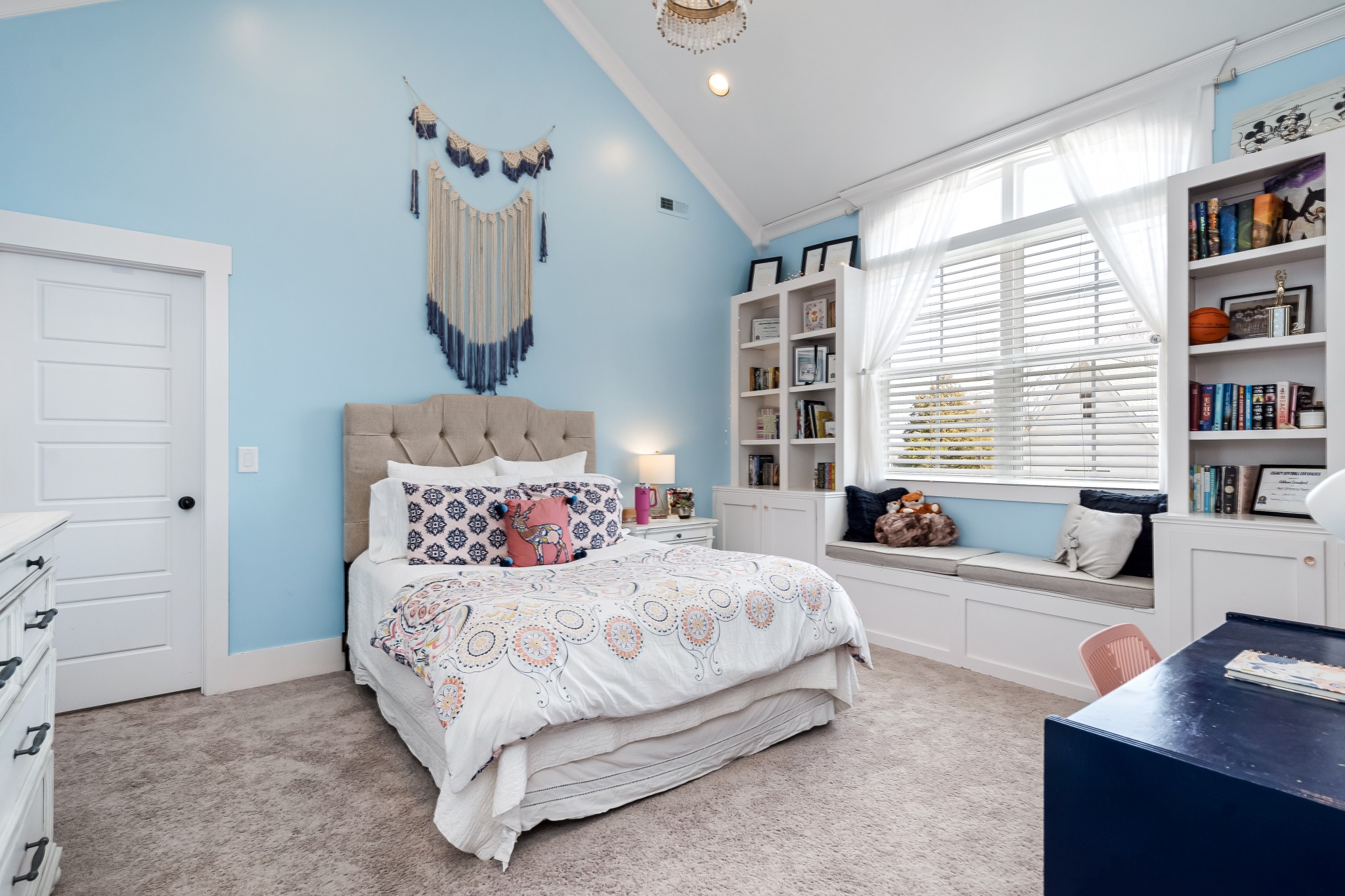 325 Circuit Road Franklin, TN 37064 - Photo 40 of 55 a bedroom with a bed window and book shelf