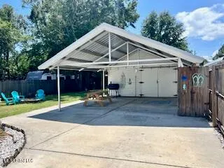 $2,400 | 813 Allendale Avenue, Gulfport, MS 39501