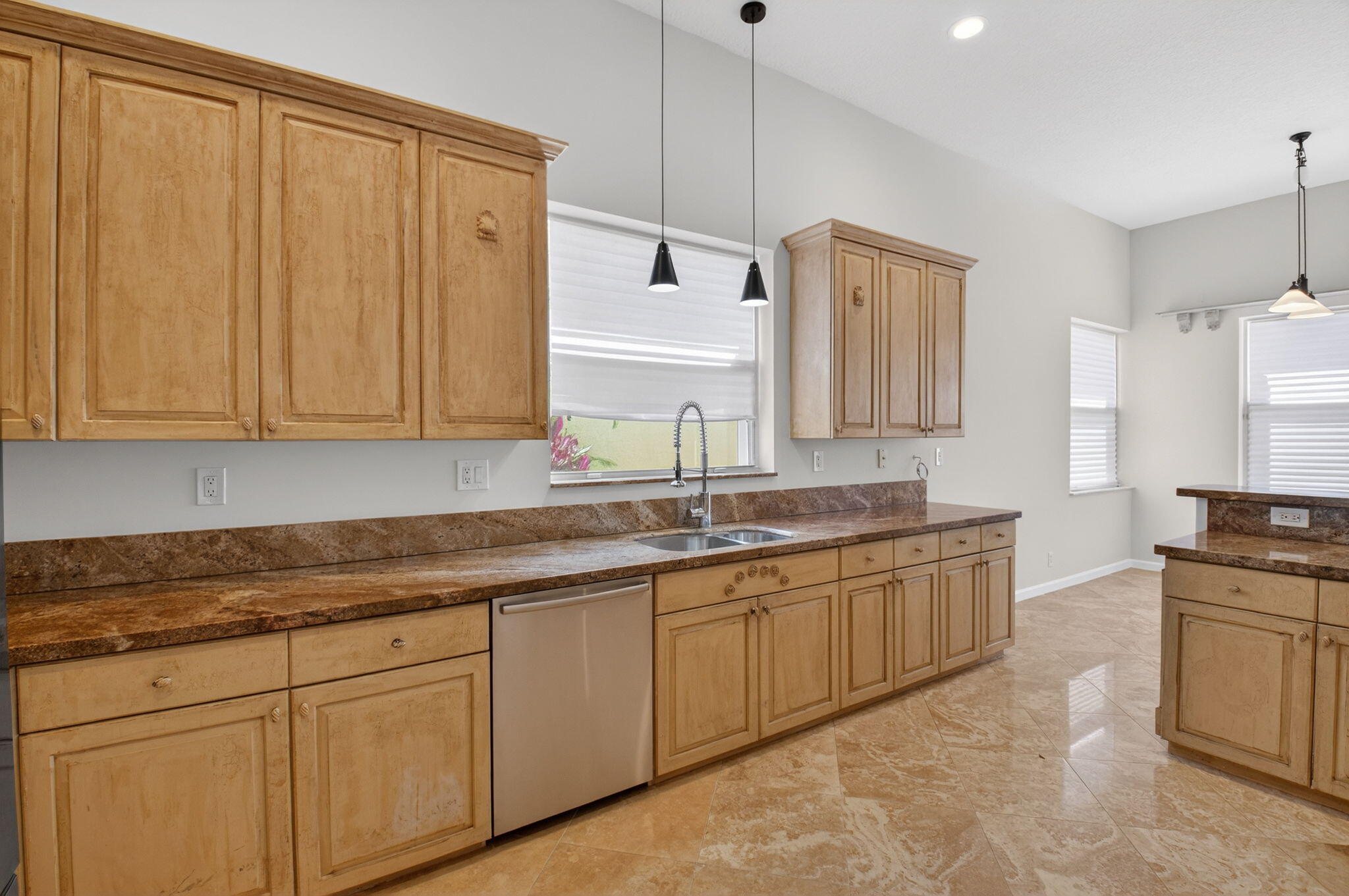7032 Vivaldi Lane Delray Beach, FL 33446 - Photo 24 of 71 24-web-or-mls-DSC_8020