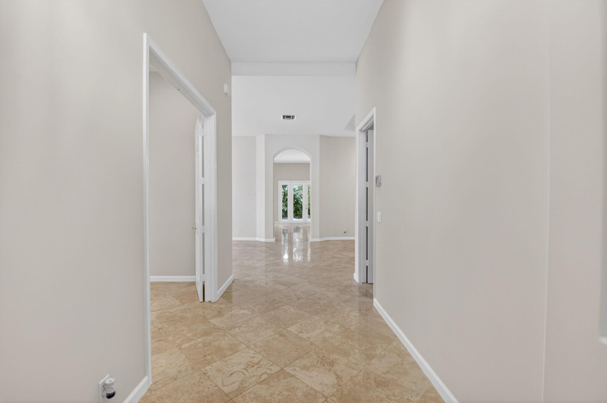 7032 Vivaldi Lane Delray Beach, FL 33446 - Photo 5 of 71 5-web-or-mls-DSC_7918