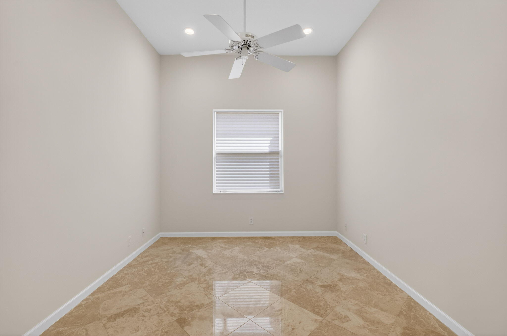 7032 Vivaldi Lane Delray Beach, FL 33446 - Photo 6 of 71 6-web-or-mls-DSC_7925