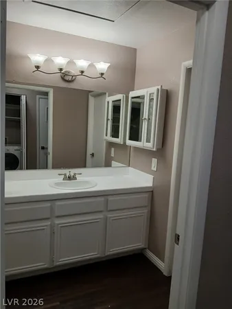 $1,700 | 1851 Hillpointe Road, Unit 1722, Henderson, NV 89074