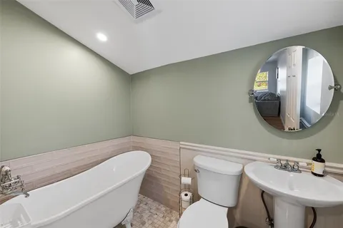 $399,900 | 4722 West Wallcraft Avenue, Tampa, FL 33611